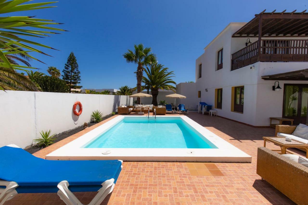 Villas Reina Costa Teguise Exterior foto
